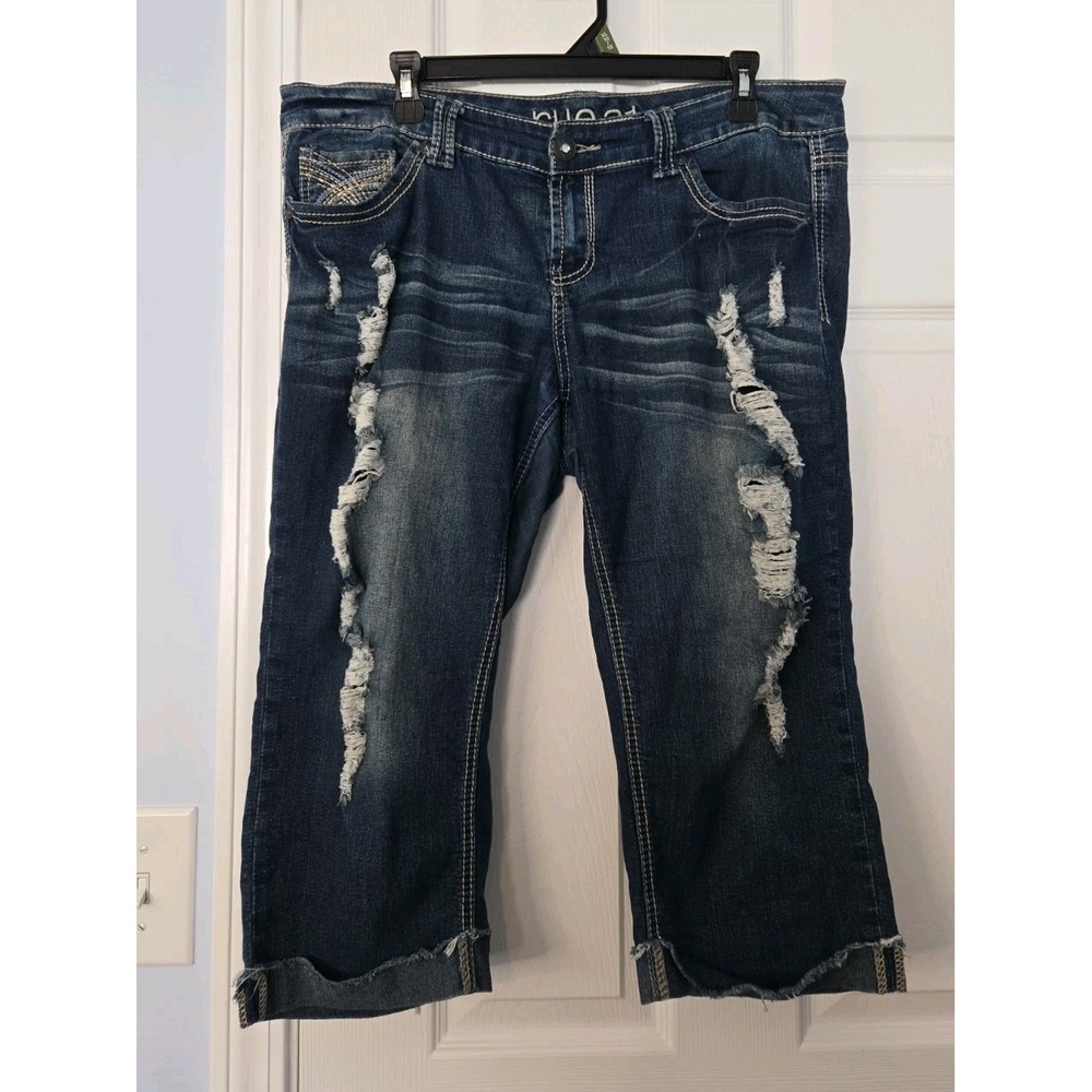 Rue 21 Curvy Crops Jeans Womens 13/14 Dark Wash Distressed Capri Y2K Grunge Boho